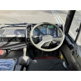 室内（運転席）